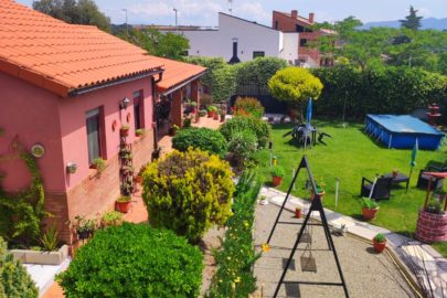 Casa y Jardín