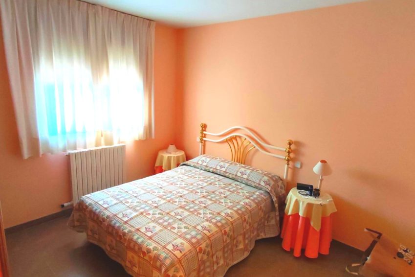 HABITACIÓN AMPLIA